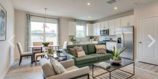 3 bedroom 3 full baths Gallery 1