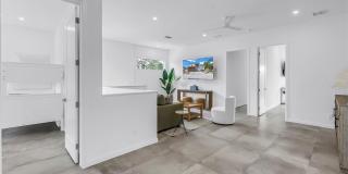 2314 FLOYD STREET Gallery 37
