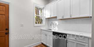 1309 Emerald St. NE Gallery 12