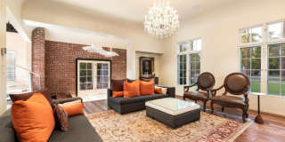 The Estate in Phoenix Gallery 9