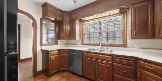 2505 Coventry Road Gallery 18