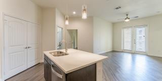 The Residences at 3000 Bardin Gallery 18