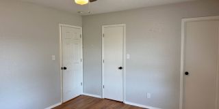 Lovely home in Expressway Village offering 3 bedrooms and a Jack & Jill bathroom. Gallery 20