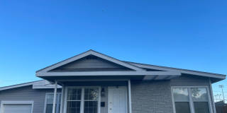 3 Bedroom / 1 Bath Home in Windsor Park 3 Bedroom / 1 Bath Home in Windsor Park Gallery 1