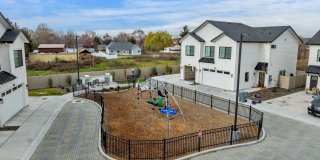 Alpine Landing Townhomes Gallery 30