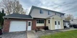 5355 Lake Avenue Gallery 1