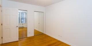 Kenwood Court Gallery 13