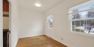 514 W Lakeside Street Gallery 7