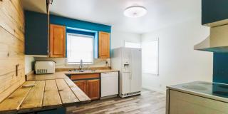 Comfortable 2 Bed, 2 Bath Pet-Friendly Home with Central Air & Cozy Flooring! - Available on June 10th! Comfortable 2 Bed, 2 Bath Pet-Friendly Home with Central Air & Cozy Flooring! - Available on June 10th! Gallery 7