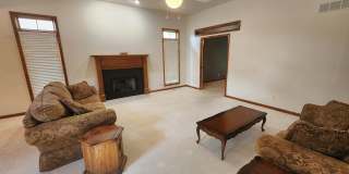 Executive 3+BR, 3BTH Rancher, 2car gar (with ALL utilities only $450/mo) and lawncare and snow removal provided! Gallery 9