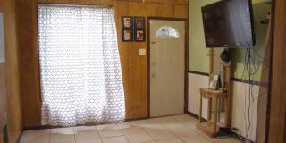 4-bedroom home in the heat of Reading! Gallery 4