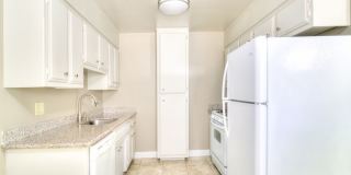 Courtyard Apartments Gallery 6