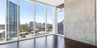 Luxurious Downtown 1x1 Luxurious Downtown 1x1 Gallery 1
