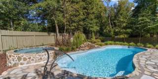 8825 Sawmill Creek Lane Gallery 21