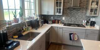 Spacious 3BR Townhome in Elkridge Gallery 31
