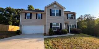 Available Now – Spacious 3Bed, 2.5 Bath + 1 Bonus Room with closet, 1.5 Acres in Rural Hall! Gallery 1