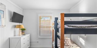 311 Wilmot Road Gallery 8