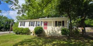 NEWLY REMODELED 3 bedroom house in Colonial Heights Gallery 3