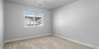 219 West Silver Springs Drive Gallery 18