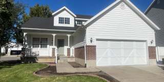 Beautiful 2 story for rent in Farmington(Shepard Creek) Gallery 1