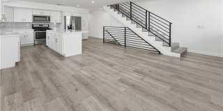 10918 1/2 Hesby Street Gallery 9