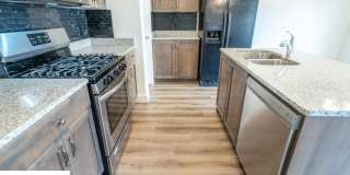 Private 4 Bedroom Corner Unit Gallery 42