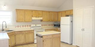 Charming 3-Bedroom Home in Jamesway Addition – Available Now! Gallery 10