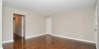 7359 Balson Avenue Gallery 6