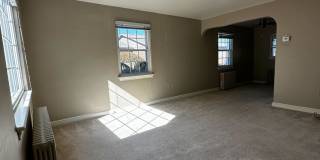 Spacious 2 Bedroom Home with Sunroom and Plenty of Storage! Gallery 13