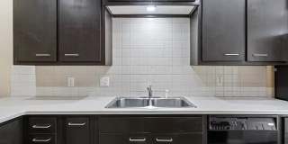 1907 South 17th Street Gallery 4