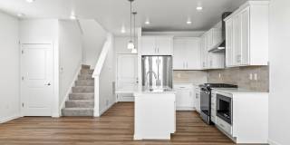 Brand-New 3 Bedroom Townhome in Berthoud | 2-Car Garage & Community Pool Brand-New 3 Bedroom Townhome in Berthoud | 2-Car Garage & Community Pool Gallery 8