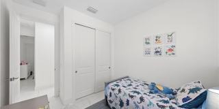 907 Homestead Rd S lot: 1 Gallery 16