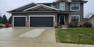 6 Bedroom Home in Brookridge Estates Gallery 1