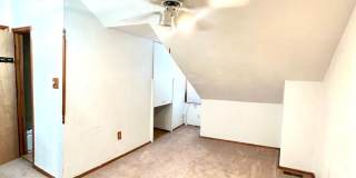 Conveniently Located 1 Bed, 1 Bath Unit - Available 7/1! Gallery 8