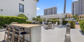 Town Aventura Gallery 17