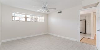 9523 S Hollybrook Lake Drive Gallery 7