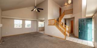 3 bed, 2.5 bath Home in English Ranch Neighborhood Gallery 1