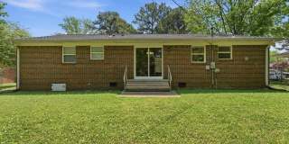 1504 Faye Street SW Gallery 21