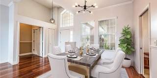 Captivating 4 Bedroom, 2 bath Pool/Lake home Gallery 10