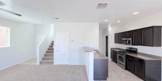 Beautiful 3 Bedroom Home in Montecito Estates area on Albuquerque's Westside. Refrigerated Air! Open Layout Gallery 4