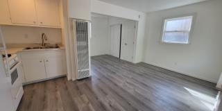 MIN0612>** Gallery 1