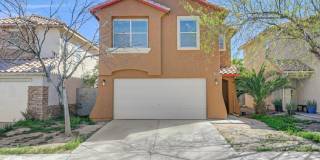 Beautiful 2 Story, 3 Bedroom Home in the Convenient Southwest! Gallery 1