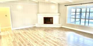 5415 73rd Street Gallery 4