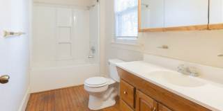 Large Centrally Located Home for Rent! Gallery 10