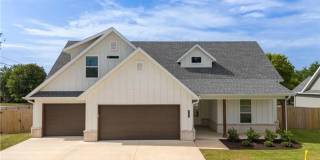 New Beginnings Start At AMRR: Beautiful Newer Construction Home in Prairie Grove Gallery 1
