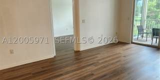 3600 Oaks Clubhouse Dr Gallery 16