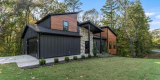 Brand New Bella Vista Beauty! Gallery 21