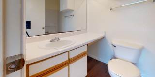 University Place Condo - Building 515, Unit 201 Gallery 5