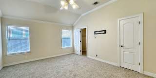 Beautiful Home in the gated community of Churchill Estates Gallery 14