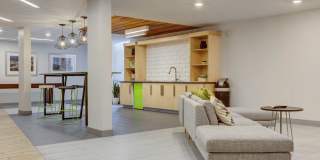 Metro at Fireclay Gallery 17